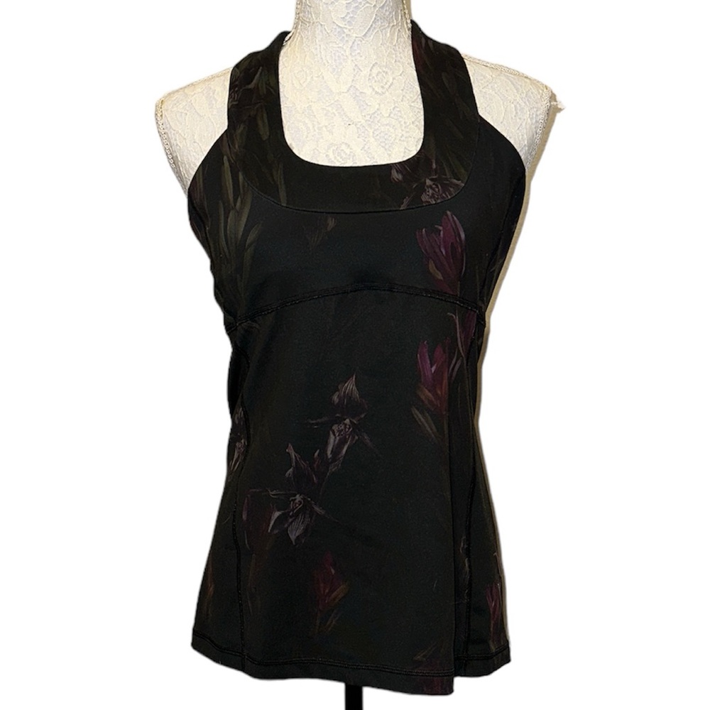Lululemon top